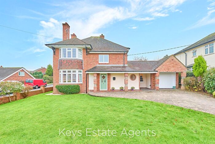 4 Bedroom Detached House For Sale In Leyfield Road, Trentham, Stoke-On-Trent, ST4