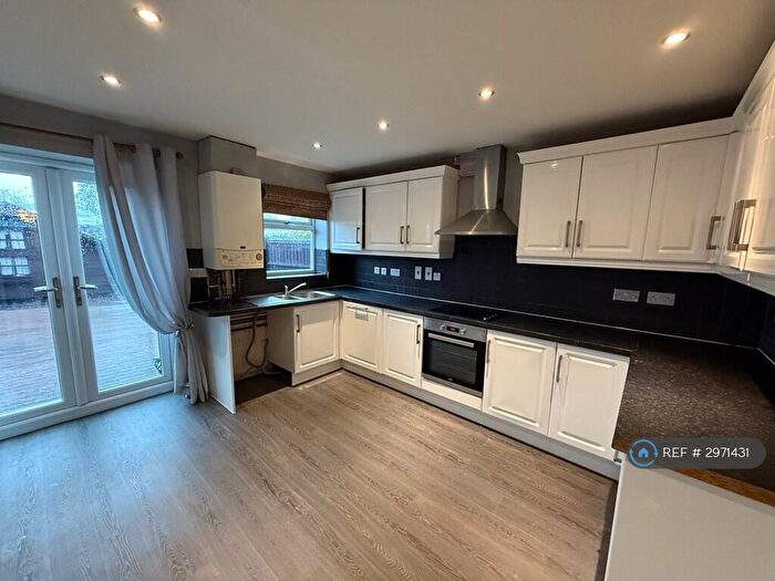 4 Bedroom Terraced House To Rent In Rowms Lane, Mexborough, S64