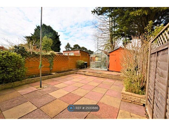 3 Bedroom Terraced House To Rent In Burnham, Burnham, SL1