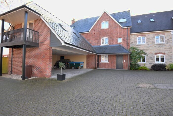 2 Bedroom Flat To Rent In Eynsham Road, Botley, OX2