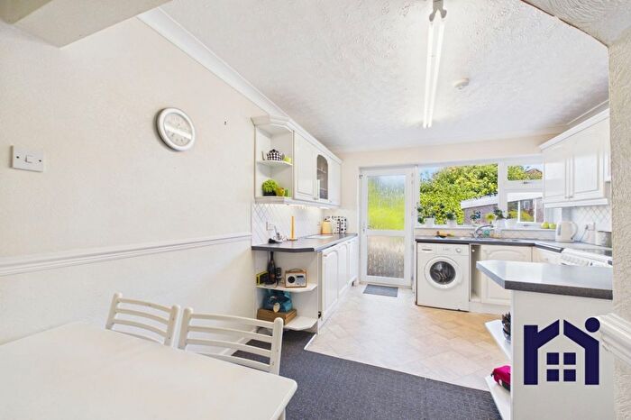 3 Bedroom Semi-Detached House For Sale In Dickens Road, Coppull, PR7