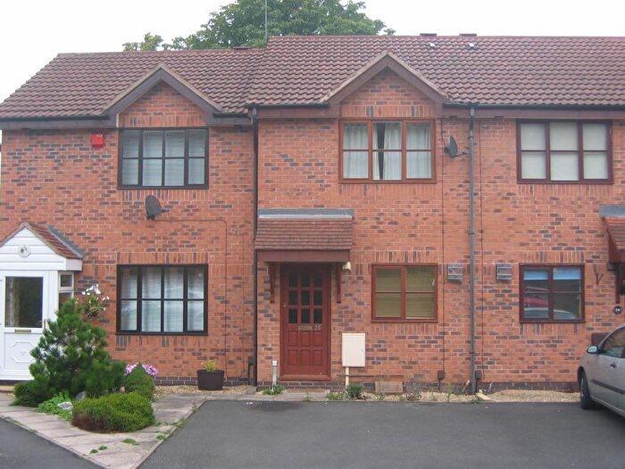 2 Bedroom Terraced House To Rent In Hammersley Close, Halesowen, West Midlands, B63