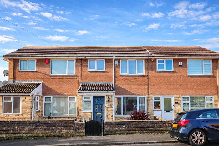 3 Bedroom Terraced House For Sale In Kenilworth Road, Barry, CF63