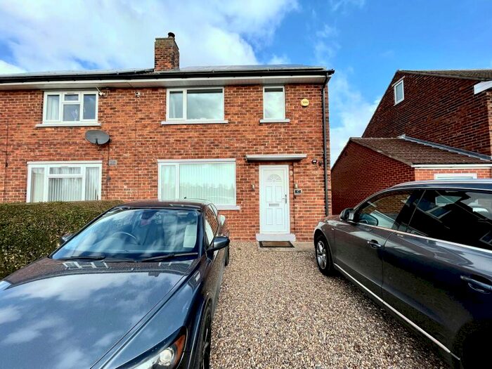 2 Bedroom Semi-Detached House To Rent In Laughton Way, Lincoln, LN2