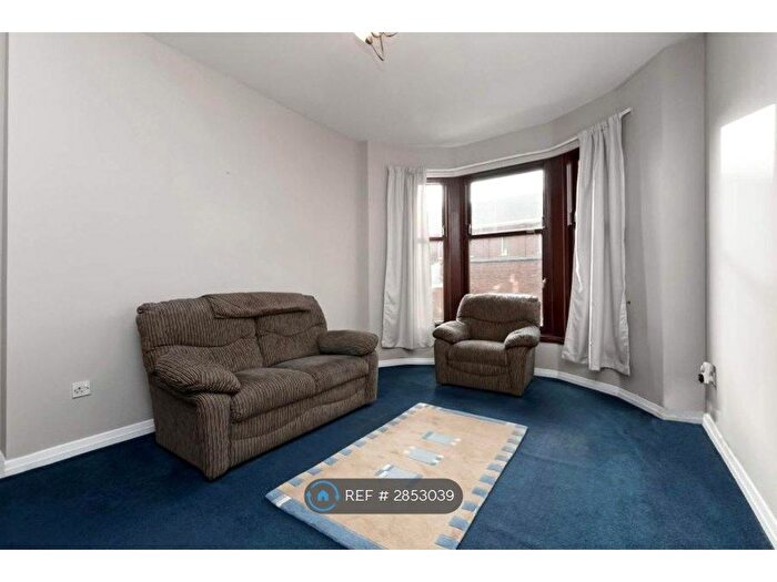1 Bedroom Flat To Rent In Kirkwood St, Glasgow, G73