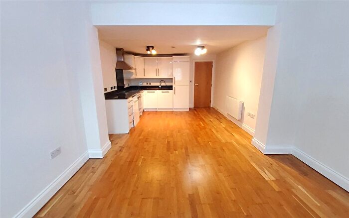 Studio To Rent In Gordon Avenue, Stanmore, HA7