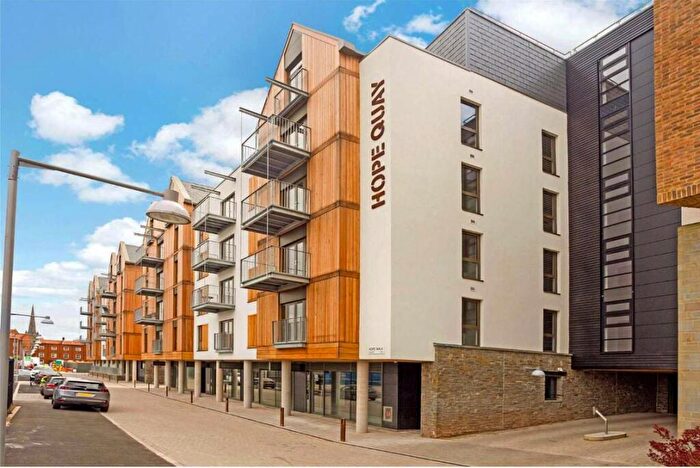 2 Bedroom Flat To Rent In Hope Quay, Wapping Wharf, BS1