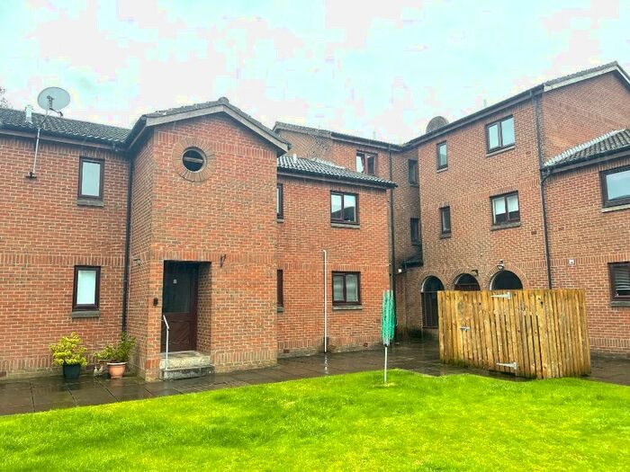 1 Bedroom Flat To Rent In Centenary Gardens, Coatbridge, North Lanarkshire, ML5