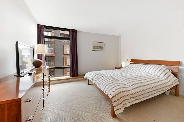 3 Bedroom Flat To Rent In Albert Embankment, Albert Embankment, SE1