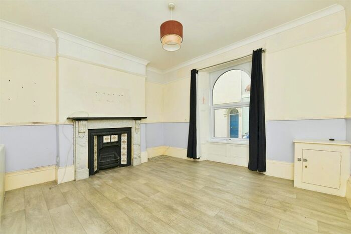 3 Bedroom Terraced House For Sale In Nelson Street, Plymouth, PL4