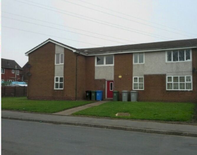 2 Bedroom Flat To Rent In Cumberland Road, M31