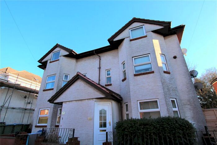 1 Bedroom Flat To Rent In Bullar Road, Southampton, Hampshire SO18