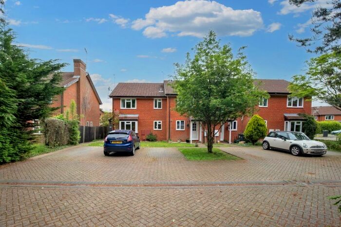 1 Bedroom End Of Terrace House To Rent In Wingfield Gardens, Frimley, Camberley, Surrey, GU16