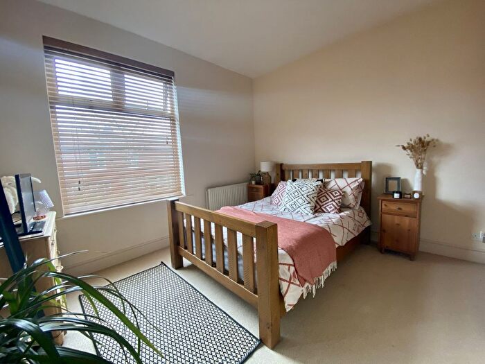 2 Bedroom Terraced House To Rent In Dundonald Road, Didsbury, Manchester, M20