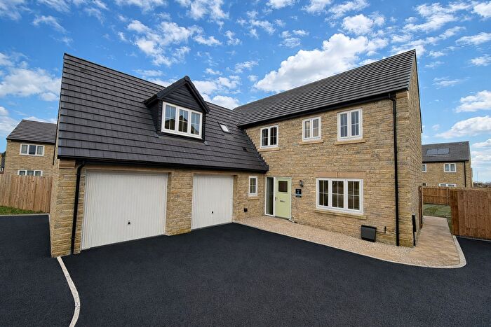 5 Bedroom Detached House For Sale In Parr Way, Longridge, PR3