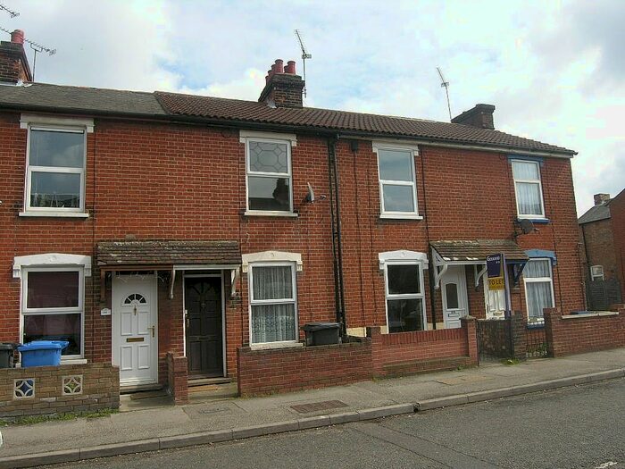 3 Bedroom Terraced House To Rent In Bramford Lane, Ipswich, IP1