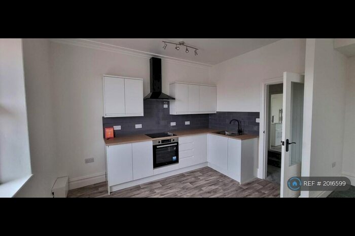 1 Bedroom Flat To Rent In Abbey Road, Rhos On Sea, Colwyn Bay, LL28