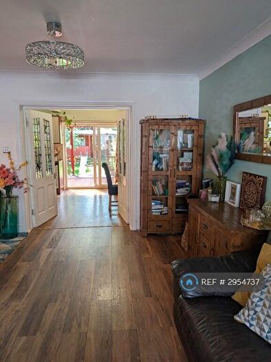 3 Bedroom Terraced House To Rent In St Albans Avenue, London, E6