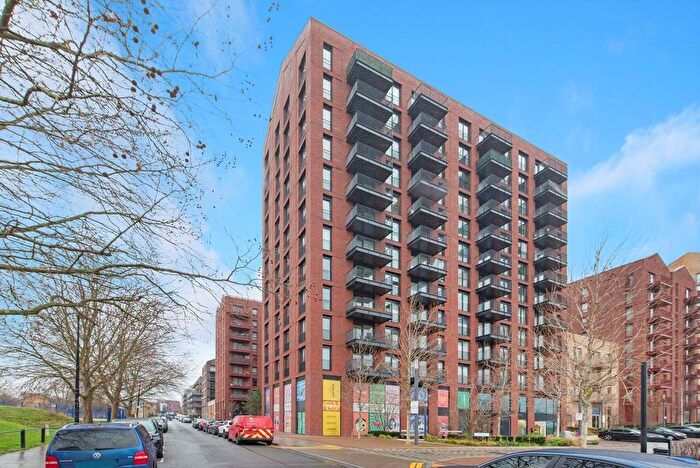 2 Bedroom Flat To Rent In Hawser Lane, East India, E14