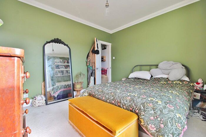 3 Bedroom Terraced House For Sale In Grayshott Road, Southsea, PO4