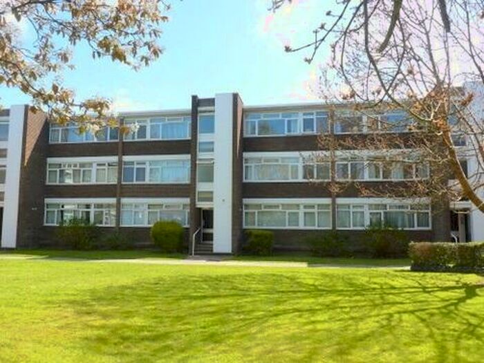 1 Bedroom Flat To Rent In Hornby Court, Bromborough, CH62