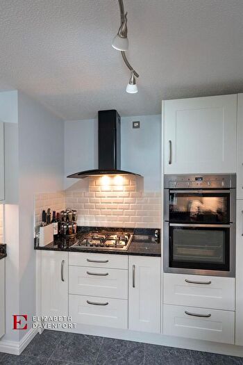 4 Bedroom Detached House For Sale In Greenland Court, Coventry, CV5