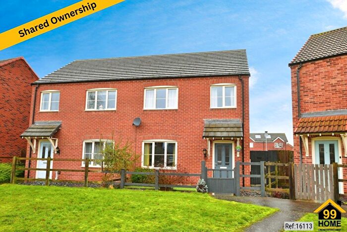 3 Bedroom Semi-Detached House For Sale In Mendip Avenue, Lincoln, Lincolnshire, LN6