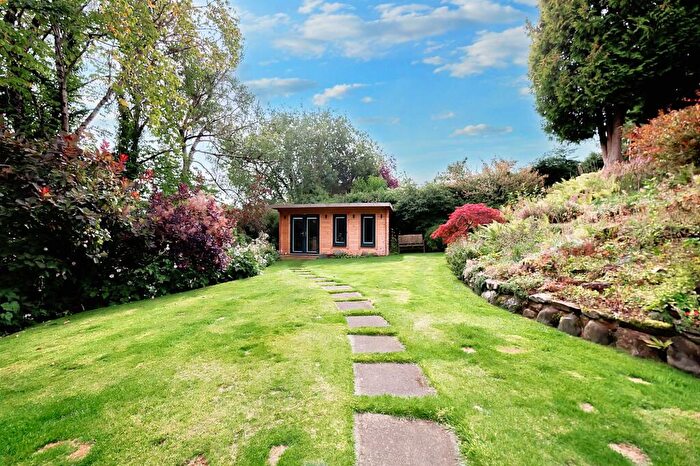 4 Bedroom Detached Bungalow For Sale In Main Street, Almondbank, PH1