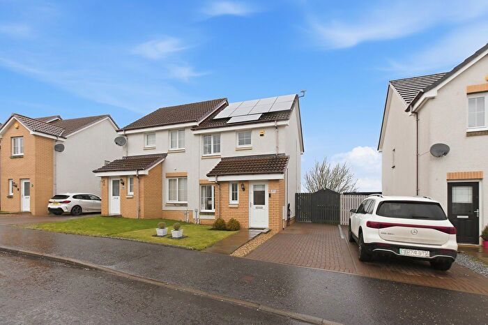 2 Bedroom Semi Detached House For Sale In Wester Newlands Drive, Reddingmuirhead, Falkirk, Stirlingshire, FK2