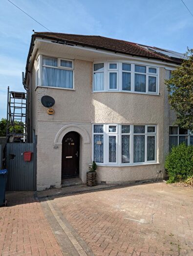 3 Bedroom Semi Detached House To Rent In The Heights, Northolt, UB5