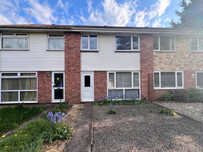 3 Bedroom Terraced House For Sale In Shaftesbury Close, Nailsea, North Somerset, BS48