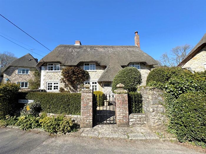 3 Bedroom Detached House For Sale In Church Lane, Osmington, DT3