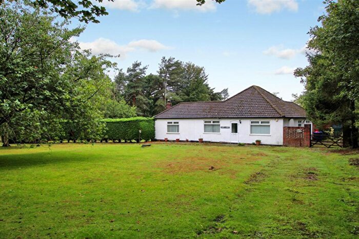 3 Bedroom Detached Bungalow For Sale In Holton Road, Nettleton, LN7