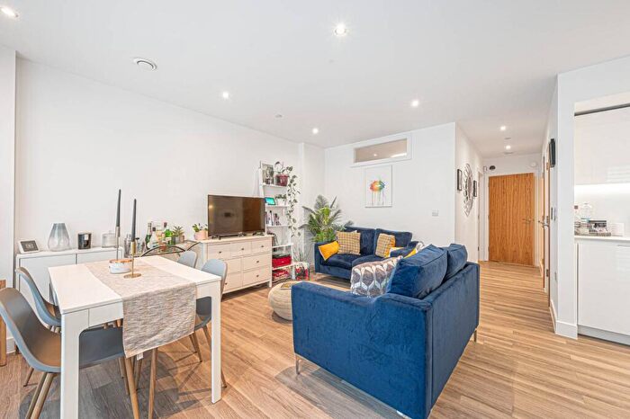 1 Bedroom Flat For Sale In Bernera Walk, Colindale, London, NW9