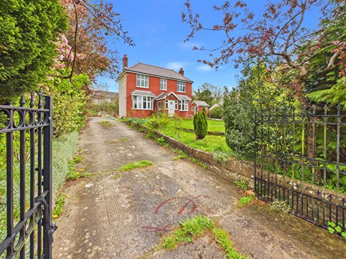 3 Bedroom House For Sale In Lixwm, Holywell, CH8