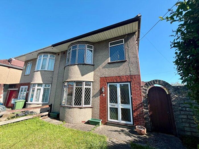 3 Bedroom Semi-Detached House For Sale In Mount Hill Road Hanham Bristol, BS15
