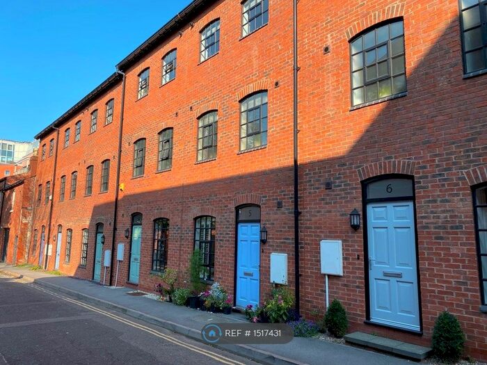 3 Bedroom Terraced House To Rent In Falcon Works Court, Birmingham, B1