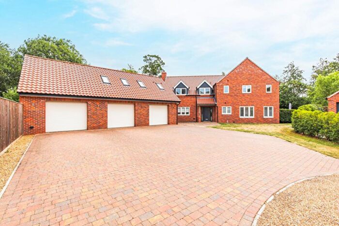 4 Bedroom Detached House For Sale In Impressive Detached Home In North Elmham, NR20