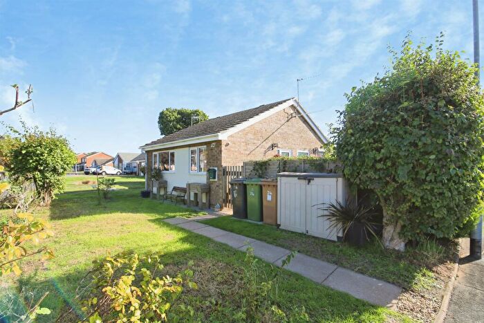2 Bedroom Semi-Detached Bungalow For Sale In Harewood Gardens, Peterborough, PE3