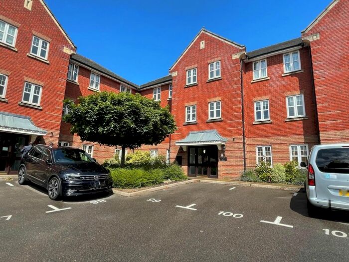 2 Bedroom Flat To Rent In Thornbury Close, Mill Hill, NW7