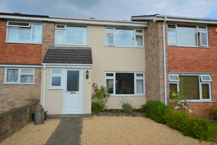 3 Bedroom Terraced House To Rent In Vincent Close, Melksham, SN12