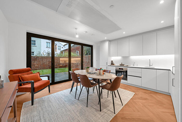 4 Bedroom Terraced House For Sale In House Poet's Corner, Herne Hill, SE24