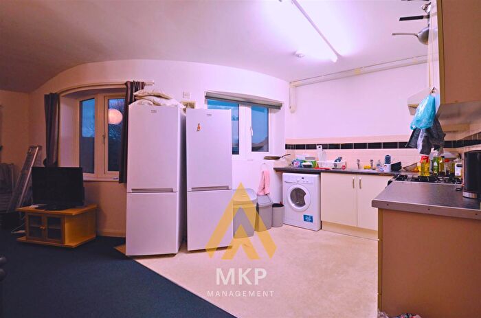 4 Bedroom Apartment To Rent In St. Stephens Road Selly Oak, B29