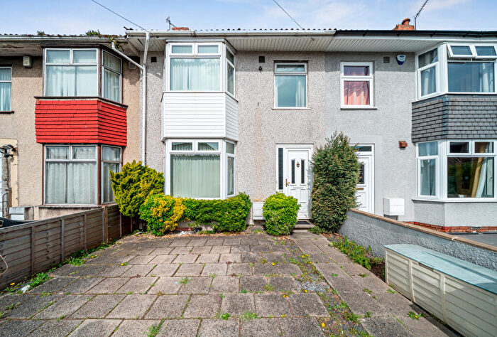 3 Bedroom Terraced House For Sale In Hengrove Lane, Bristol, BS14