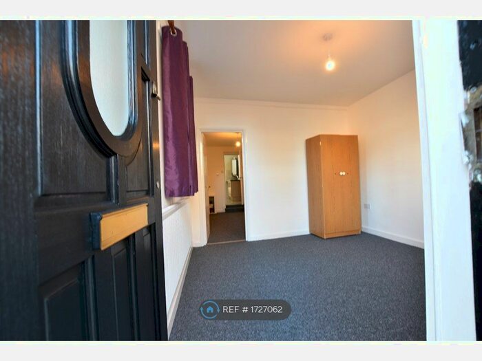 1 Bedroom Maisonette To Rent In Tennyson Road, Luton, LU1
