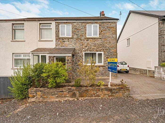 2 Bedroom Semi-Detached House For Sale In Elias Road, Neath, SA10
