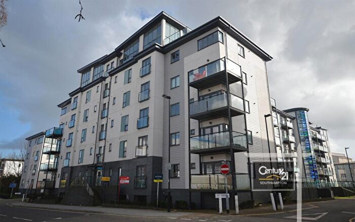 2 Bedroom Flat To Rent In |Ref: |, Columbus House, The Compass, Southampton, SO14