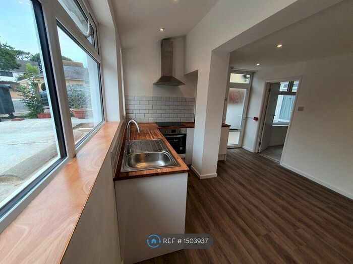 1 Bedroom Flat To Rent In Norman Road, Paignton, TQ3