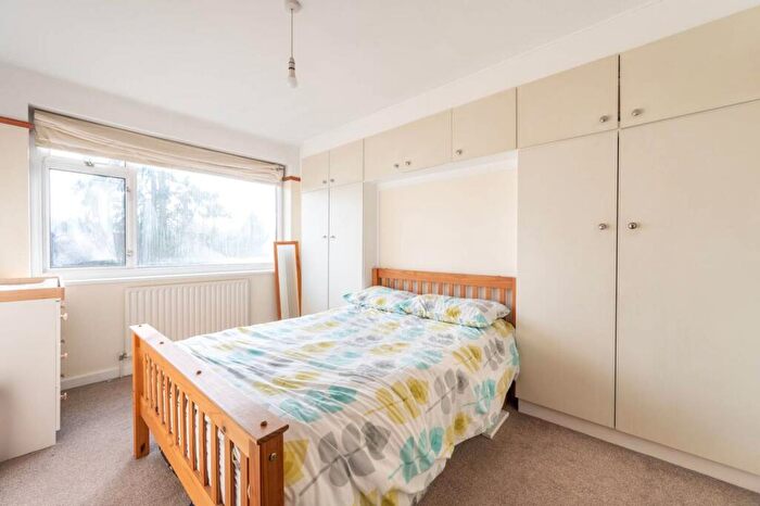 3 Bedroom Terraced House For Sale In Porlock Avenue, Harrow, HA2