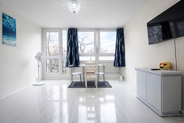 2 Bedroom Flat To Rent In Stanhope Street, Camden, NW1